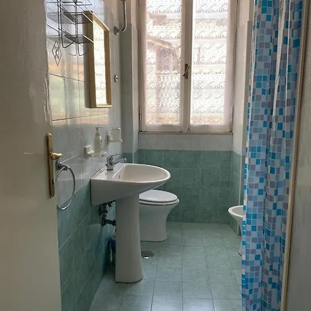 Lejlighed Three Bedroom With A View In Monti Rom