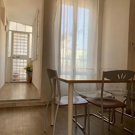 Three Bedroom With A View In Monti * Rome